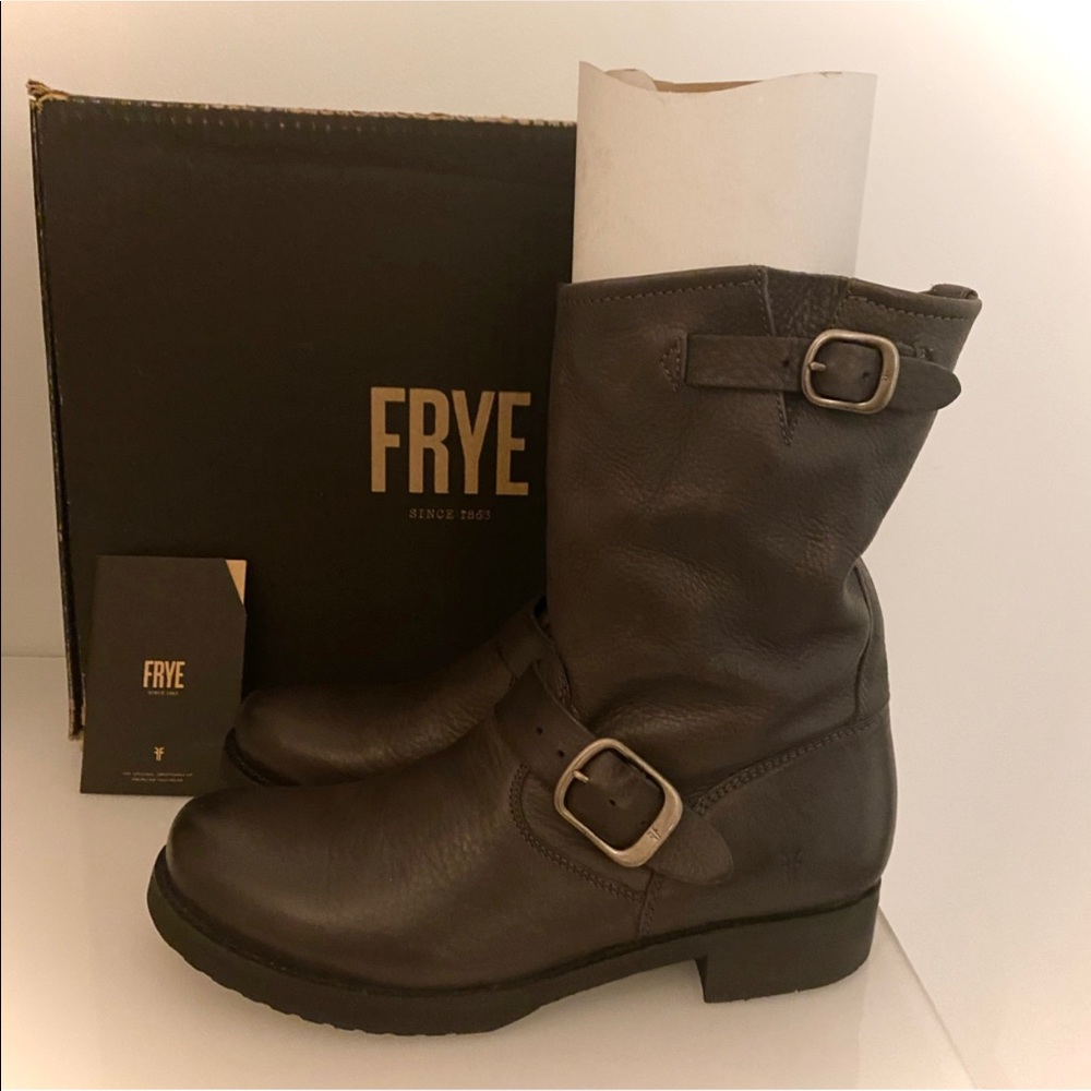 Veronica Frye Boots Size 8 - New With Tags